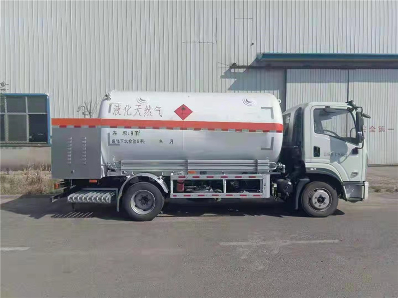 东风专底单桥气罐运输车